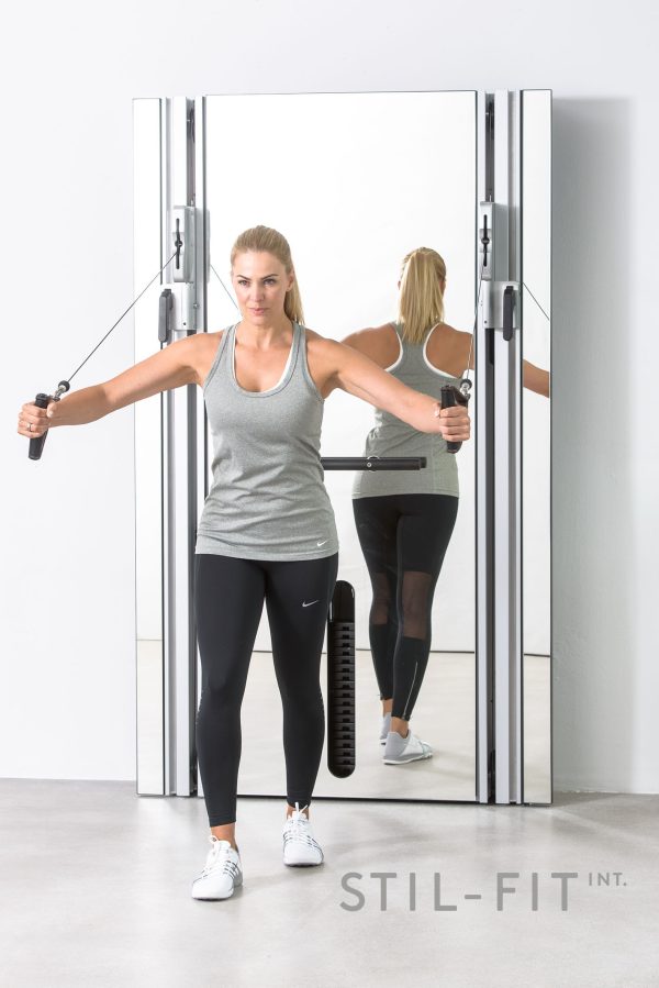 Stil Fit Functional Trainer Mirror Design